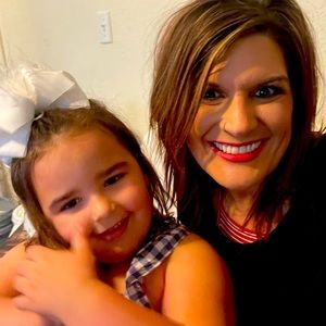 Meet your Posher, Savannah